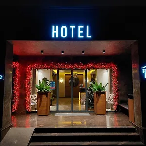 بيت شباب Boutique